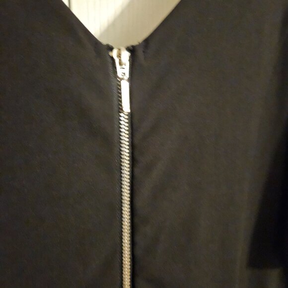 Women's Jumpsuit - Picture 6 of 9